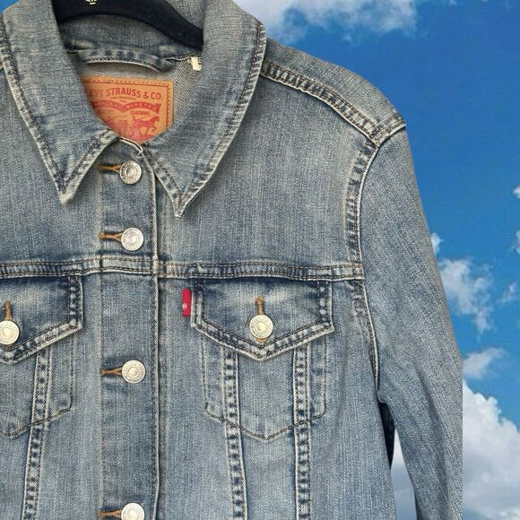 Levis Jacket Womens Medium Blue Denim Trucker Medium Wash Stretch Jean Pockets - Picture 4 of 11